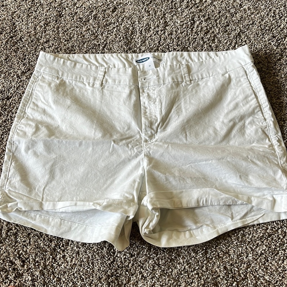 Old Navy everyday shorts, size 16, white